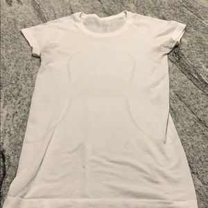 Lululemon Swiftly Tech Short Sleeve